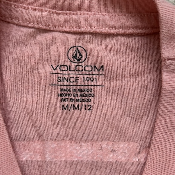 Pink volcom shirt - Picture 2 of 3